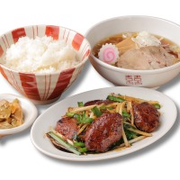 レバニラ炒め＆中華そばセット 980円（税込1,078円）