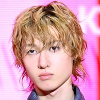 ファンへの感謝はスタッフの指示？“誤爆”をしたBTSの後輩アイドル、誠実さを巡り炎上