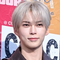 ZB1ソン・ハンビン、ハイトーンヘアで“王子様ビジュ”炸裂！爽やか秋ルックでイベントに出席