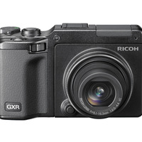 リコー、ユニット交換式カメラ「GXR」とユニット「S10」のカメラキット 画像