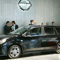 　日産自動車は14日、東京の日産銀座ギャラリーにて、「Enjoy NISSAN with iPod「1DAY MUSIC STATION in NISSAN GALLERY GINZA」を開催した。