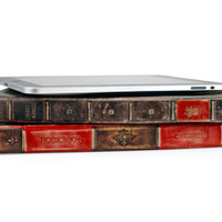 フォーカル、古い洋書のようなデザインのiPadインナーケース「BookBook for iPad」 画像