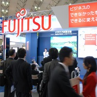 「ビジネスのできなかったを、できるに変える」をテーマに様々なクラウド製品を展示