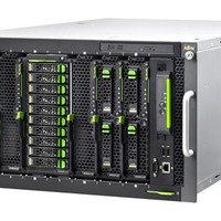 富士通、中小規模システム向けブレードサーバ「PRIMERGY BX400」新発売 画像