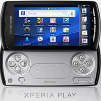Sony Ericsson、ゲーム機と融合したスマートフォン「XPERIA PLAY」を公開！ 画像