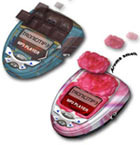 　ソリッドアライアンスは8日、香り付き着脱ケース付きのSDメモリーカード対応MP3プレーヤー「iCool MP3 Player（256Mバイト）」を発売した。
