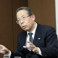 ケイ・オプティコム代表取締役社長・藤野隆雄氏