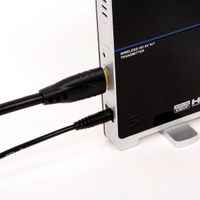HDMIケーブル/ACアダプタケーブルの接続