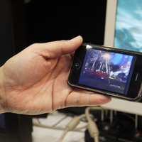 iPhoneの3D表示が可能なフィルム