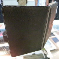 【COMPUTEX TAIPEI 2011】ebook太陽充電2