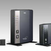 NEC、テレビ/レコーダー/PC/スマホなどに応じて使い分けられる無線LANルータ 画像