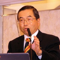 　イー・アクセスは、11日、都内のホテルにおいて2006年3月期決算説明会を開催した。併せて新役員人事も発表された。
