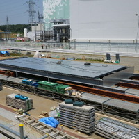 福島第一原子力発電所3号機 雨水対策の屋根風景（7月17日撮影）