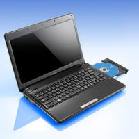 オンキヨー、第2世代Core i5/BDドライブ搭載の14型液晶ノートPC 画像