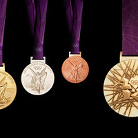 英国アーティストのデザインによるロンドン五輪のメダルが公開 画像