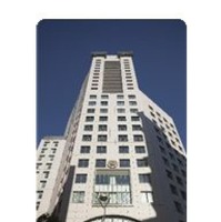 新オフィスのイメージ。本社オフィス（上）と新横浜オフィス（下）