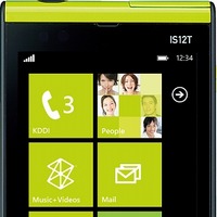 KDDI、日本初のWindows Phone搭載スマートフォン「IS12T」を25日より発売 画像