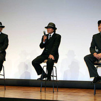 左より、サントリー宣伝部課長・泉田豊氏、脚本・林海象氏、エグゼクティブプロデューサ・大和田廣樹氏