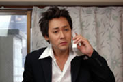 　NTTコミュニケーションズは、お笑い芸人のヒロシが主演するウェブドラマを公開した。