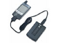 APC、携帯電話やiPodが充電できるUSB端子付きバッテリー「モバイルパワーパック」 画像