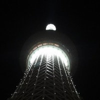 東京スカイツリー、今夜よりXmas・大晦日ライトアップが開始……23日、24日、31日の期間限定