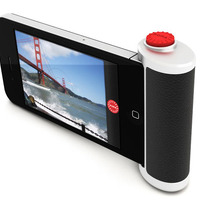 iPhone 4/4Sに装着してデジカメ感覚でシャッターが押せるカメラグリップ 画像