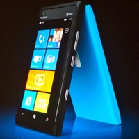 ノキアのWindows Phone Lumia 900