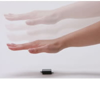 富士通、世界最小・最薄の手のひら静脈認証センサーを開発……薄型モバイル機器に内蔵可能 画像