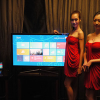 Windows 8搭載タブレットの画面ををHDMIでテレビに出力