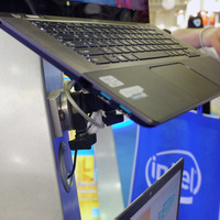 東芝のUltrabook「Satellite U845W」