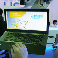 東芝のUltrabook「Satellite U845W」