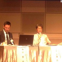 パネルディスカッション、日本マイクロソフトの中川哲氏と文部科学省の上月正博氏