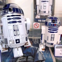 【おもちゃ見本市 2012】家庭用プラネタリウム R2-D2 に高性能バージョン 画像