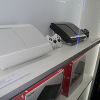 【TGS 2012】新型PS3や新カラーPSVitaが展示 画像
