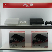 【TGS 2012】ソニーブースに話題の新型PS3や新カラーPSVitaが展示