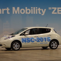 【CEATEC 2012 Vol.35：動画】日産の自動運転テストカー……スマホからの指示で駐車 画像