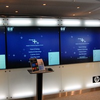 　日本ヒューレット・パッカード（以下、日本HP）は2日、同社の市ヶ谷事業所をオープンハウス化し、記者向けにオフィスツアーを開催した。