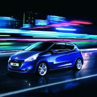 「NEW PEUGEOT 208」