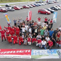 レーシングドライバー太田哲也氏によるサーキットドライビングレッスンが12月22日に開催
