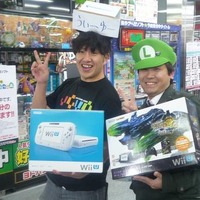【Wii U発売】秋葉原　朝早くからゲームファン駆けつける 画像