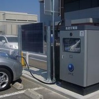 兼松など、関西国際空港の急速充電器を使ってEVタクシー自動予約機能の実証実験