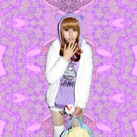 『Miss Zhou (周) says She Is Not Coming』＊日本橋三越本店にて2/25まで展示