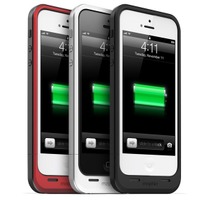 「mophie juice pack helium for iPhone 5」装着イメージ（iPhone 5は別売）