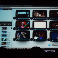 映像編集アプリケーションの画面。右側のステージに映像を並べ、編集する