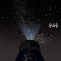 投影する星空のなかに登場する“タイ・ファイター”のイメージ