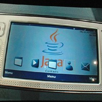 こちらはNokiaのハードウェアに搭載してみた例。このほか、Motorolaのロゴの付いたハードウェアもあったが、まだ正式に契約が完了したパートナーはないという
