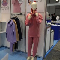 「パジャマル」は、女性用4色、男性用2色展開