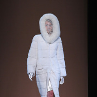 【13-14AW東京コレクション】四季の変化に合わせたファーの着こなしを提案する「ロイヤルチエ」 画像