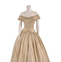 映画「ローマの休日」でオードリー・ヘップバーン使用のドレス,1953年