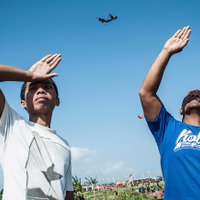 巨大なサメの凧も登場……Bali Kite Festival